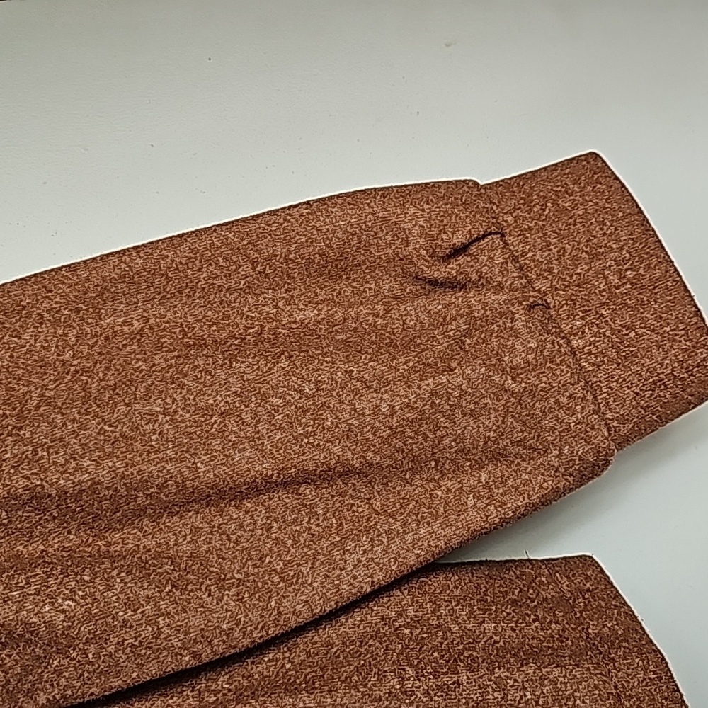 hem & thread jacket - Picture 4 of 8